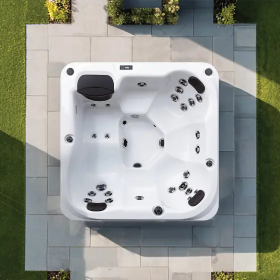 Reims hot tub from the Deluxe line, seen from above